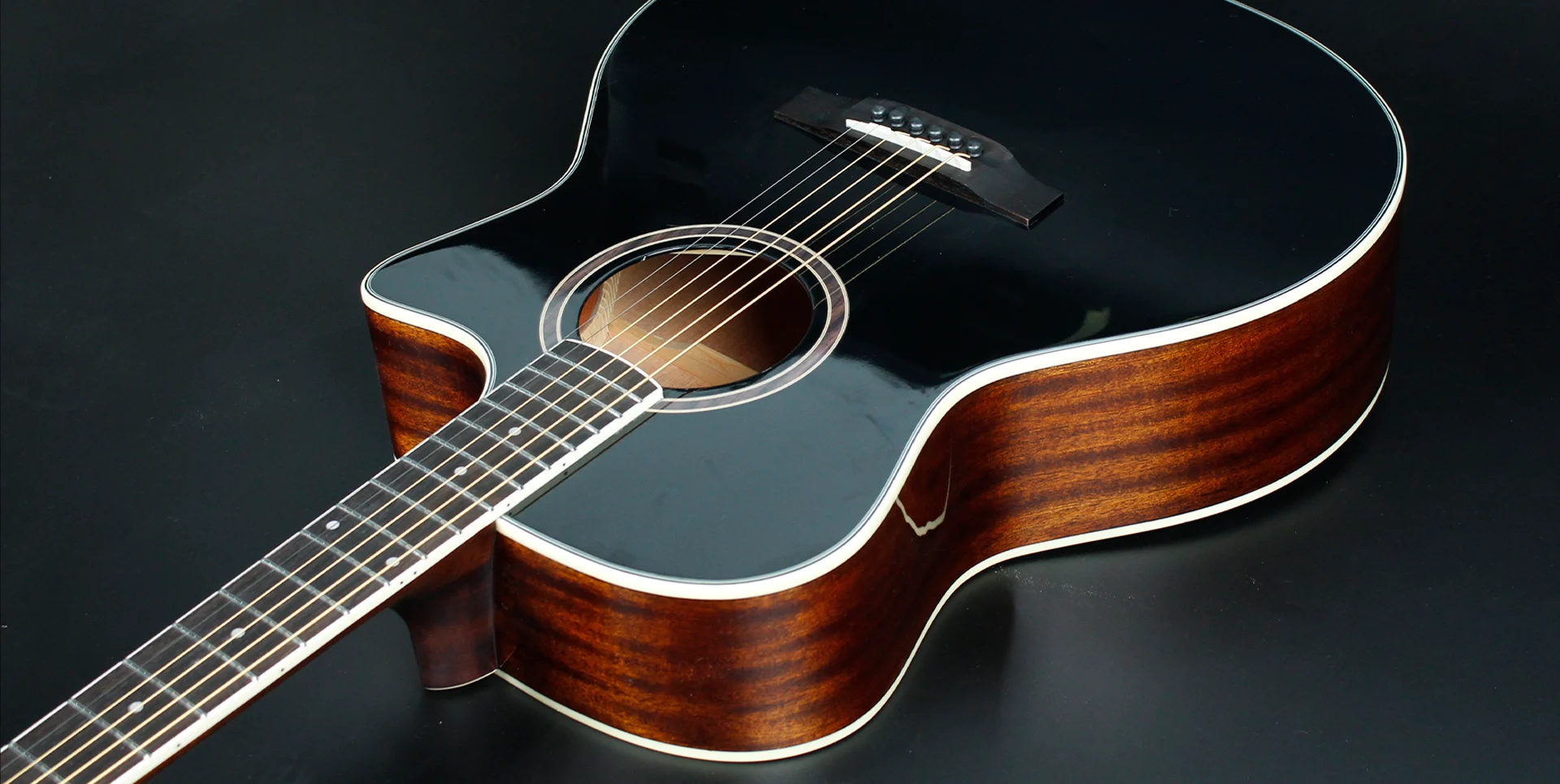 첫번째 메인 슬라이드 배너