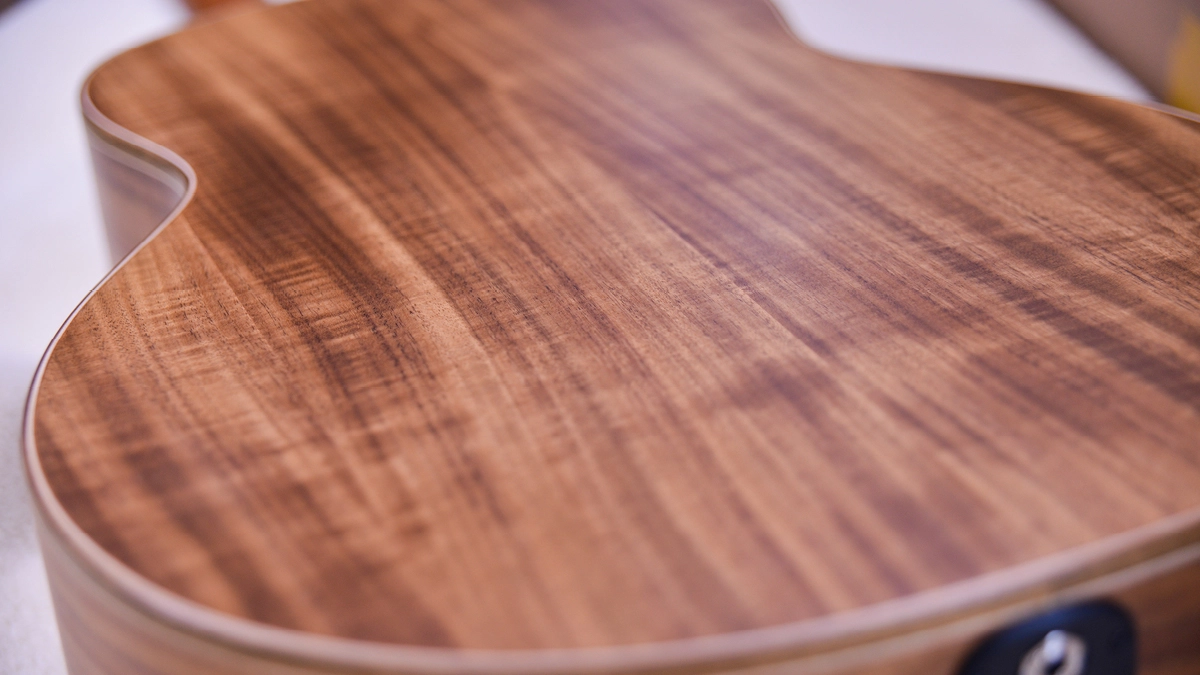 Crafter MINO ALK flamed koa back and acacia binding